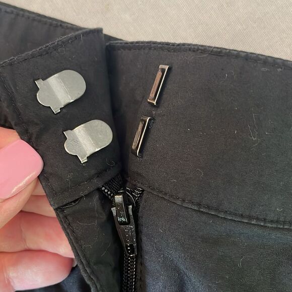 Boston Proper Black Shorts size 16 - Picture 6 of 8